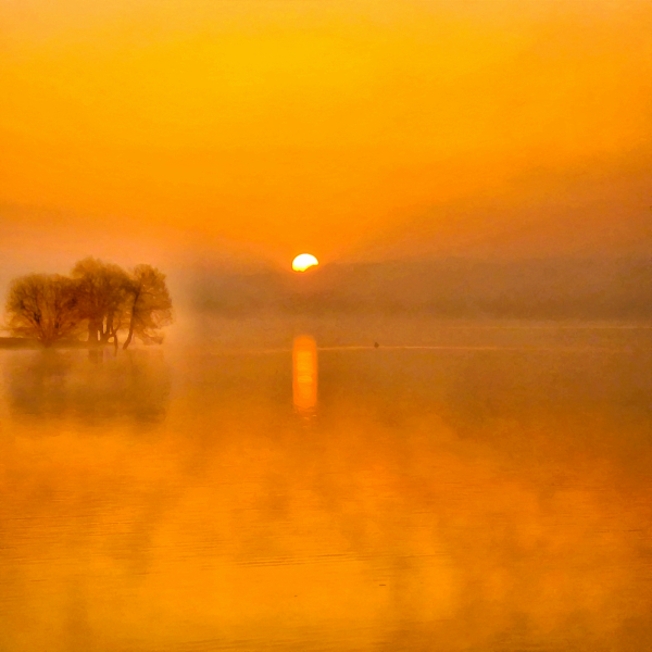 Misty Chew Valley Lake Sunrise